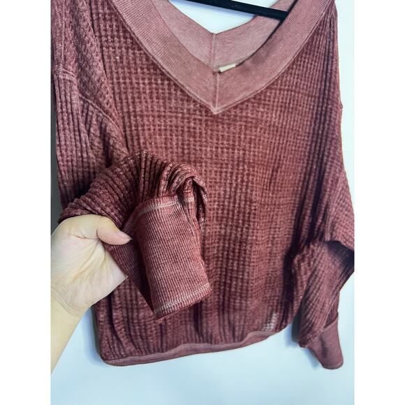 We The Free The Free South Side Thermal Top Size XS Burgundy Oversized Boho  - Picture 6 of 7